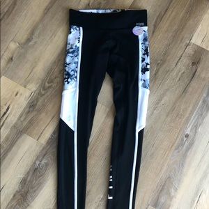 PINK Ultimate Leggings